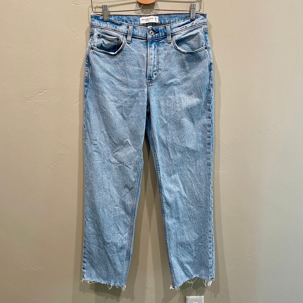 Abercrombie & Fitch Light Wash Straight Leg Jeans